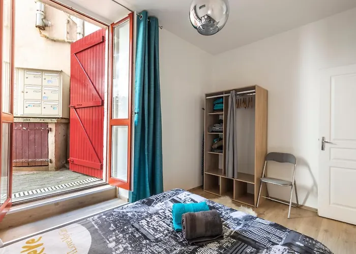 T2 Basque Апартаменты